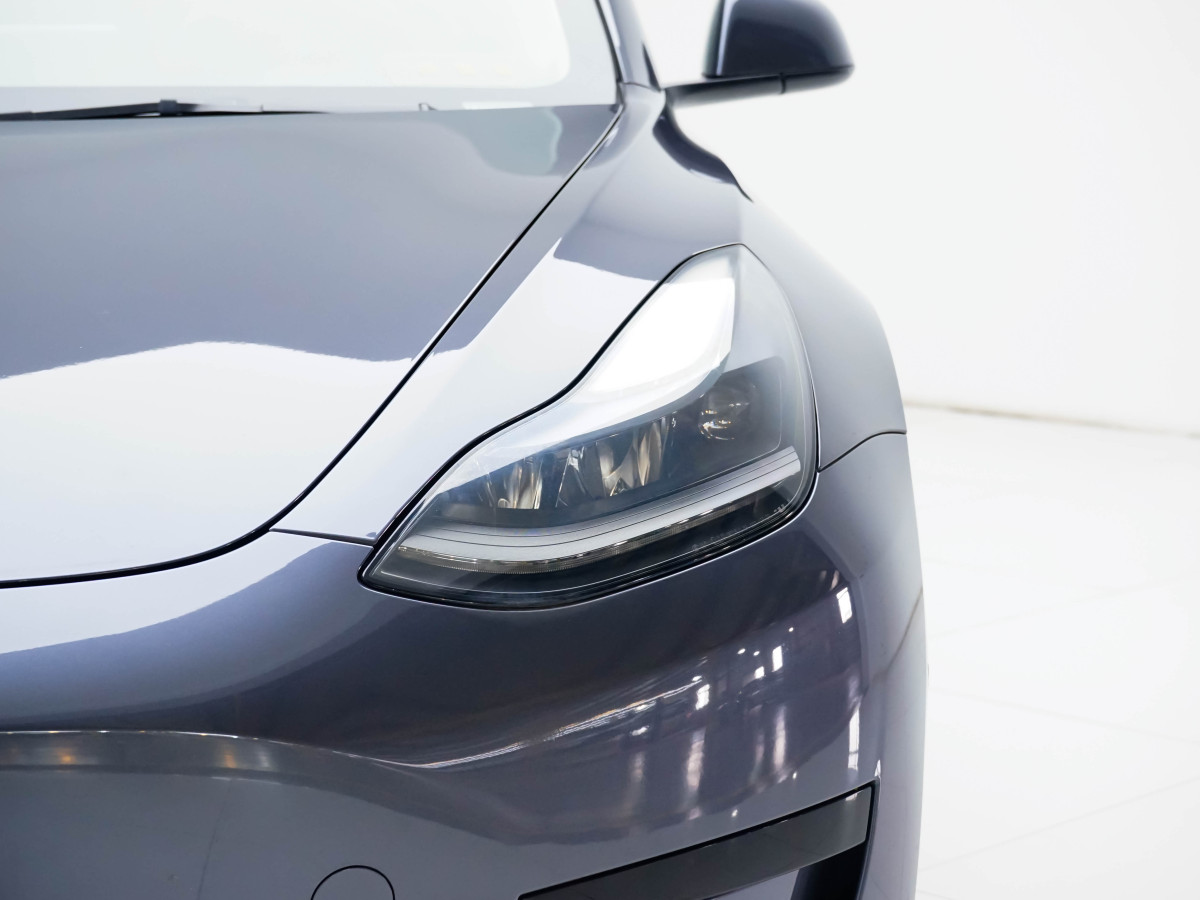 2021年4月特斯拉 Model 3  2021款 改款 標(biāo)準(zhǔn)續(xù)航后驅(qū)升級(jí)版