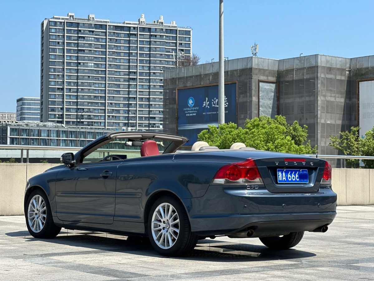 沃爾沃 C70  2010款 2.5T T5圖片