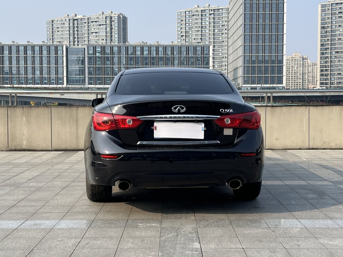 英菲尼迪 Q50L  2016款 2.0T 悅享版圖片