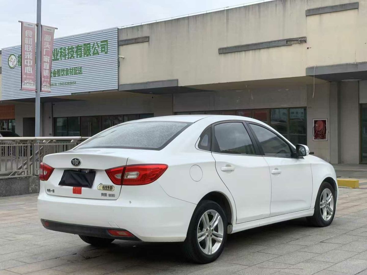 奔騰 B30  2019款 1.6L 自動(dòng)舒適型圖片