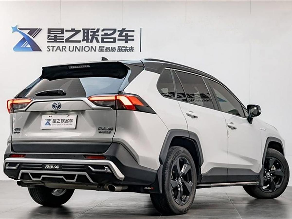 豐田 RAV4榮放  2023款 雙擎 2.5L E-CVT四驅(qū)旗艦版圖片