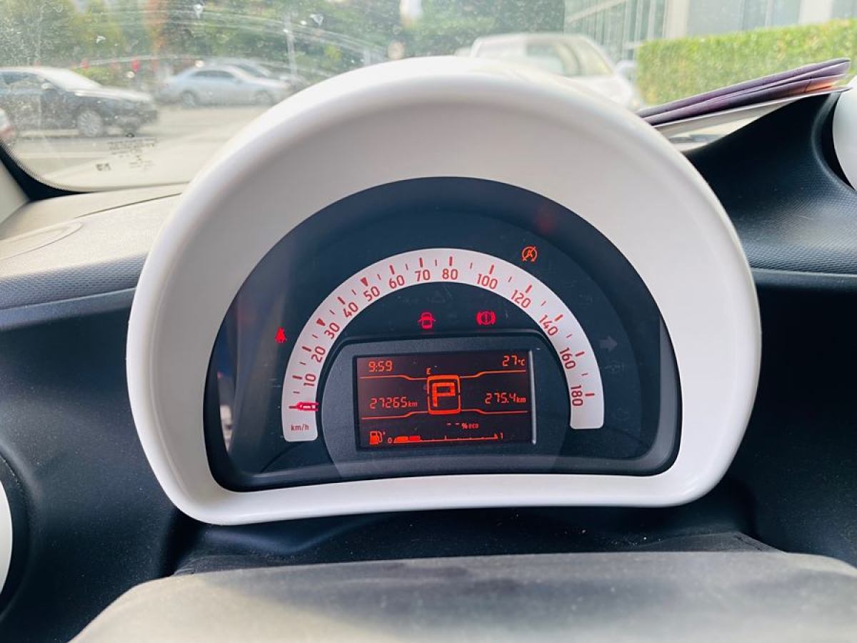 2018年7月smart fortwo  2015款 1.0L 52千瓦硬頂靈動(dòng)版