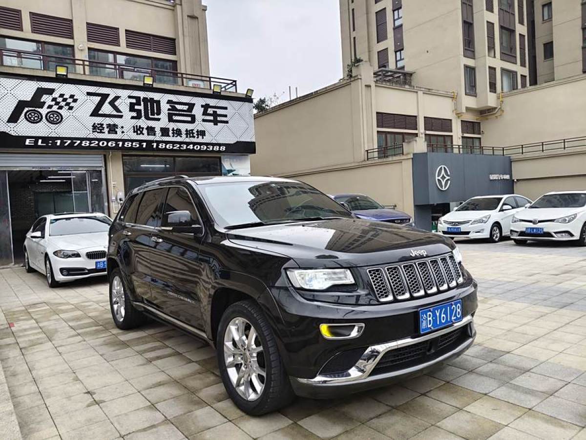 Jeep 大切諾基  2014款 3.0L 旗艦尊悅版圖片