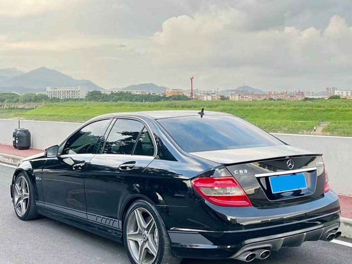 奔馳 奔馳C級AMG  2010款 AMG C 63 高性能版圖片