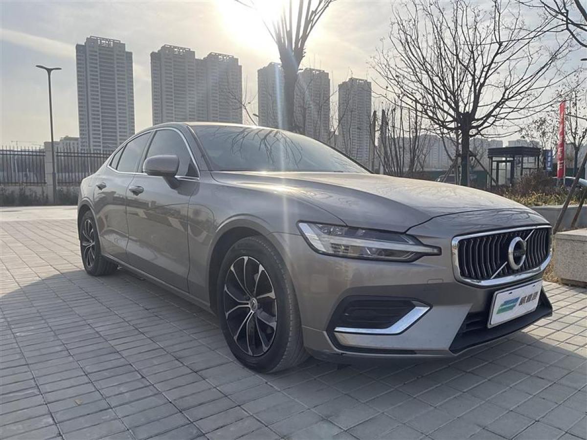 沃爾沃 S60L  2021款 T4 智逸豪華版圖片