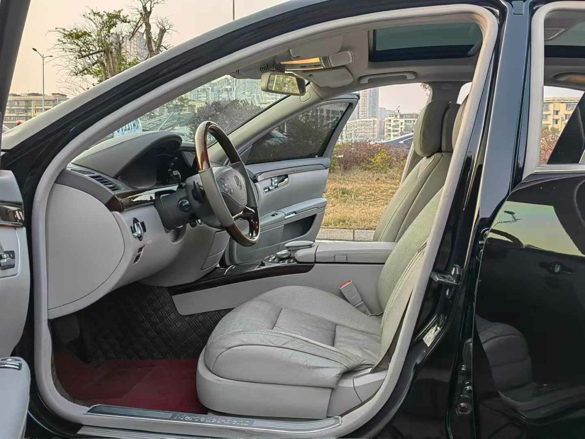 奔馳 奔馳S級(jí)  2012款 S 500 L 4MATIC Grand Edition圖片