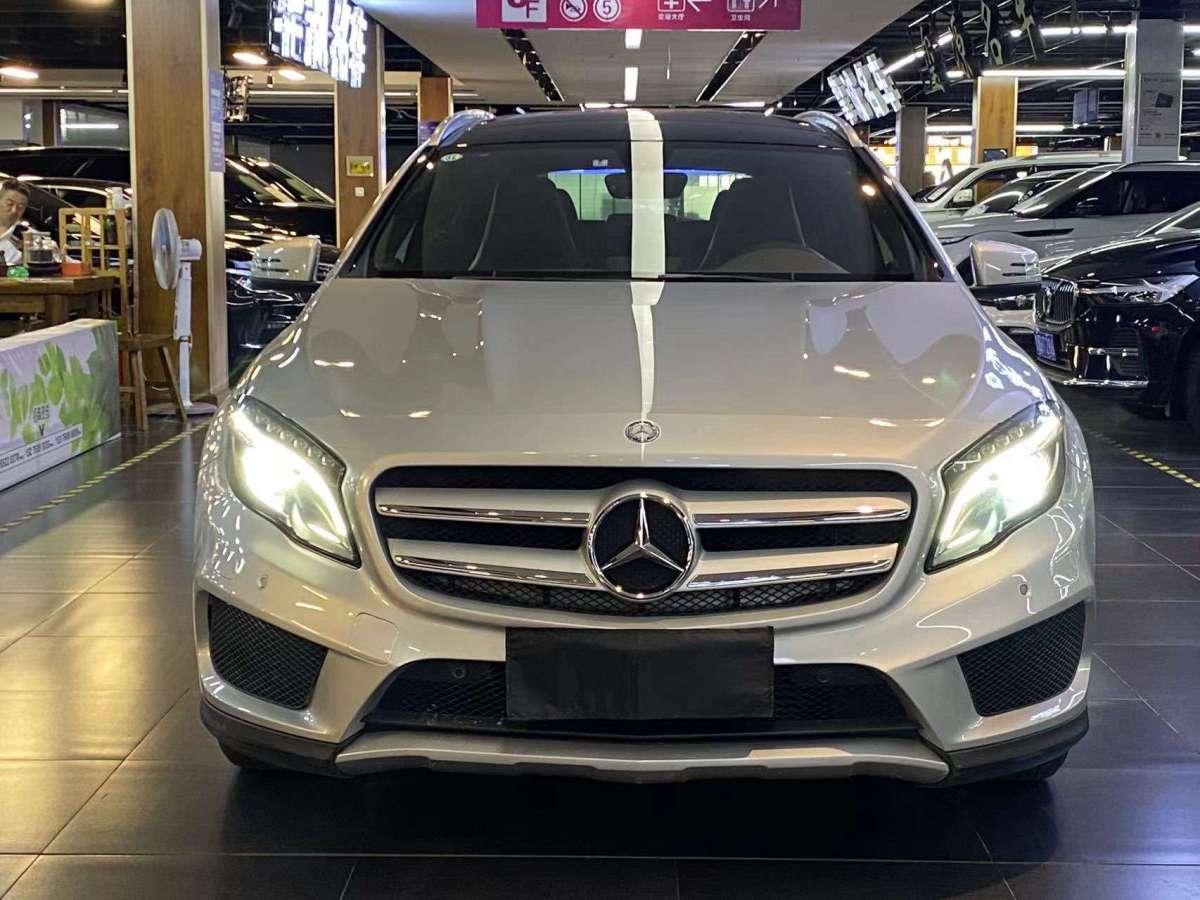 2014年12月奔馳 奔馳CLA級(jí)  2014款 CLA 260 4MATIC