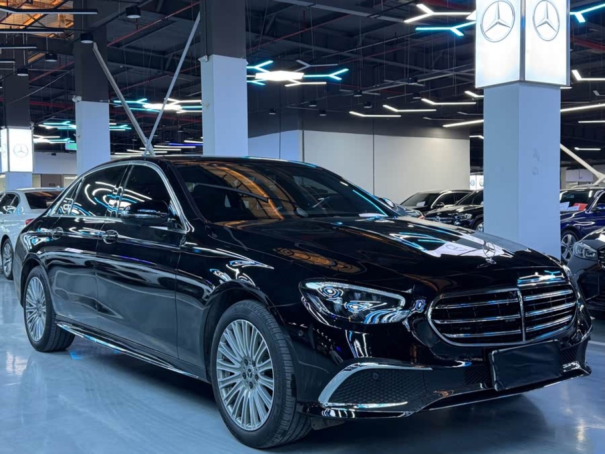 奔馳 奔馳E級  2023款 改款 E 300 L 時(shí)尚型圖片