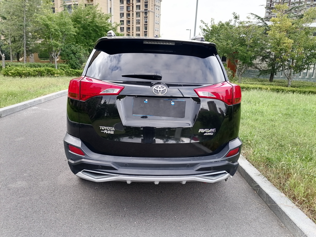 豐田 RAV4  2018款 榮放 2.0L CVT兩驅(qū)風(fēng)尚版圖片