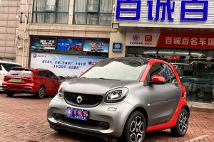 fortwo smart 0.9T 66千瓦硬頂先鋒版