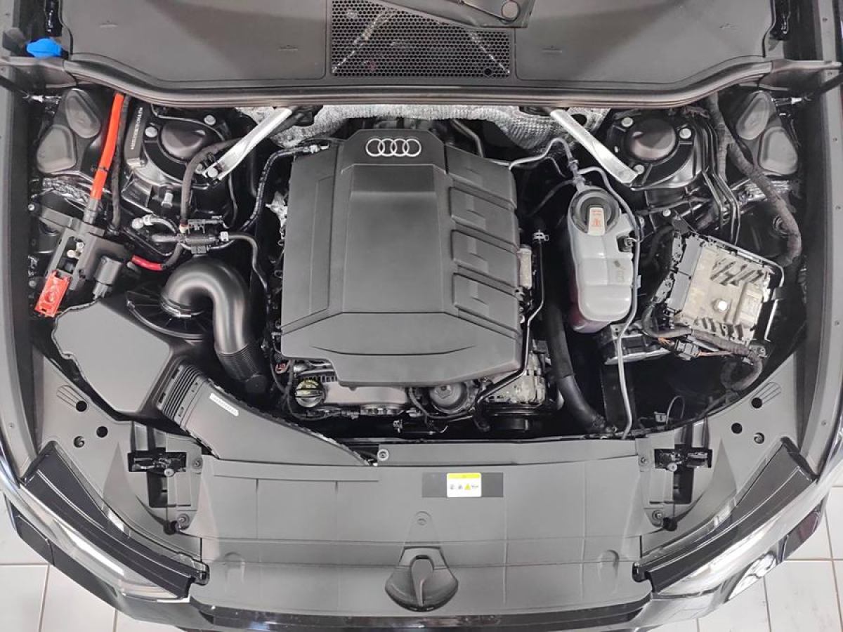 2024年9月奧迪 奧迪A6L  2024款 45 TFSI 臻選動感型