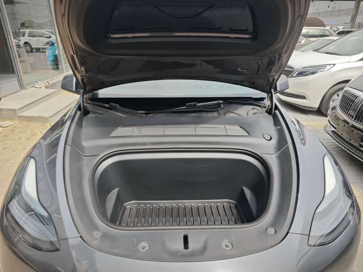 特斯拉 Model Y  2023款 后輪驅(qū)動(dòng)版圖片