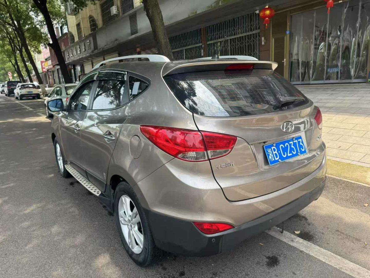現(xiàn)代 朗動  2012款 1.6L 自動領(lǐng)先型圖片
