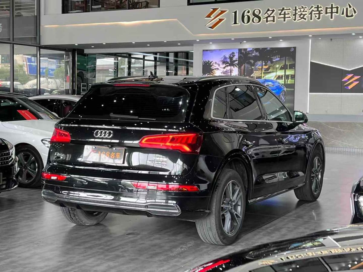 奧迪 奧迪Q3  2020款 35 TFSI 時(shí)尚動感型圖片