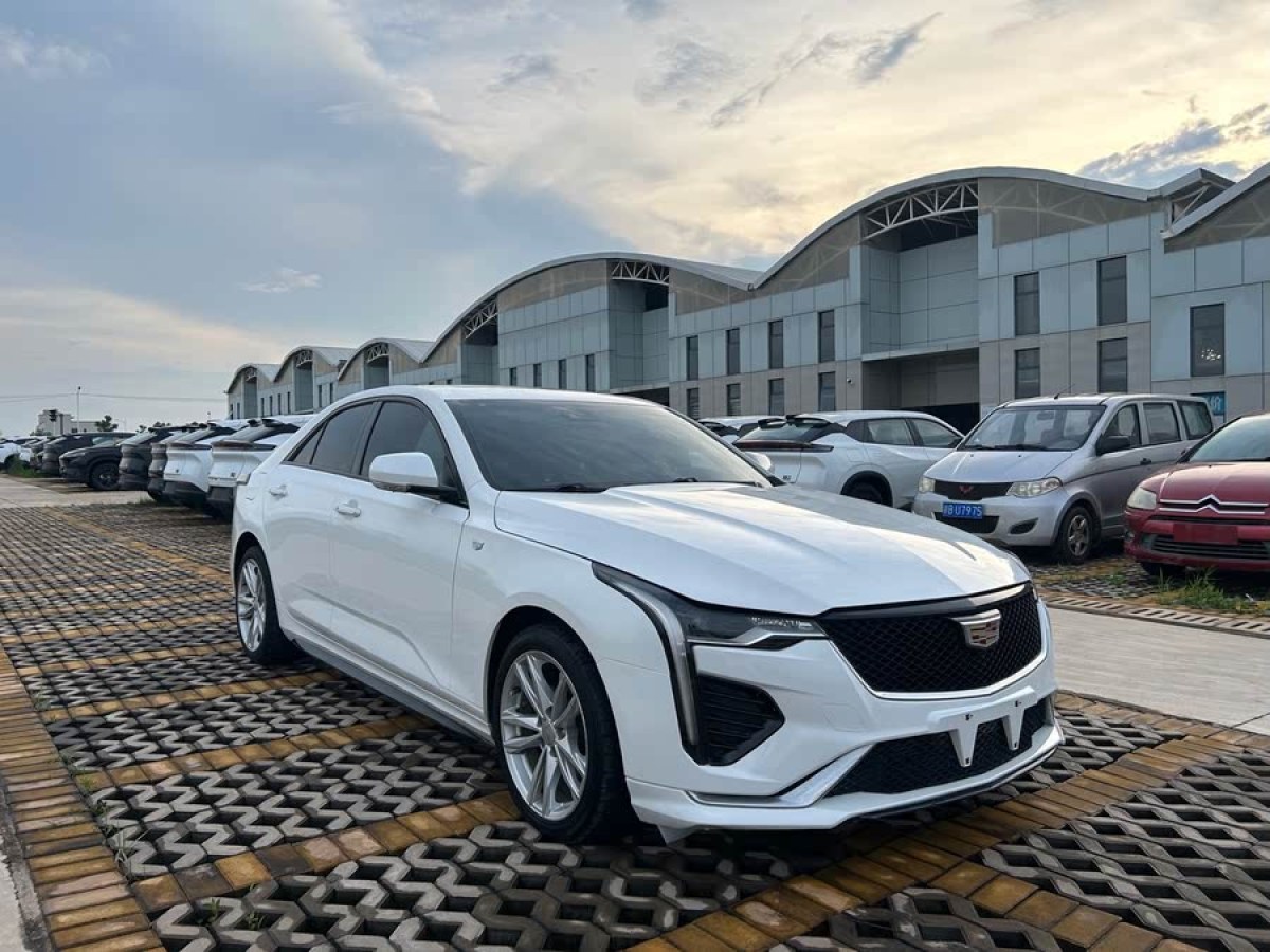 凱迪拉克 CT4  2020款 28T 時(shí)尚型圖片
