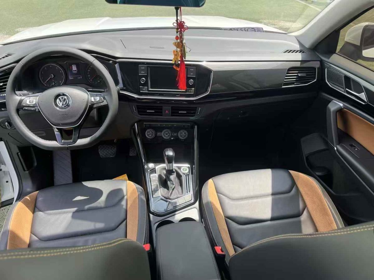 大眾 探岳  2019款  330TSI 兩驅(qū)尊貴型 國(guó)VI圖片
