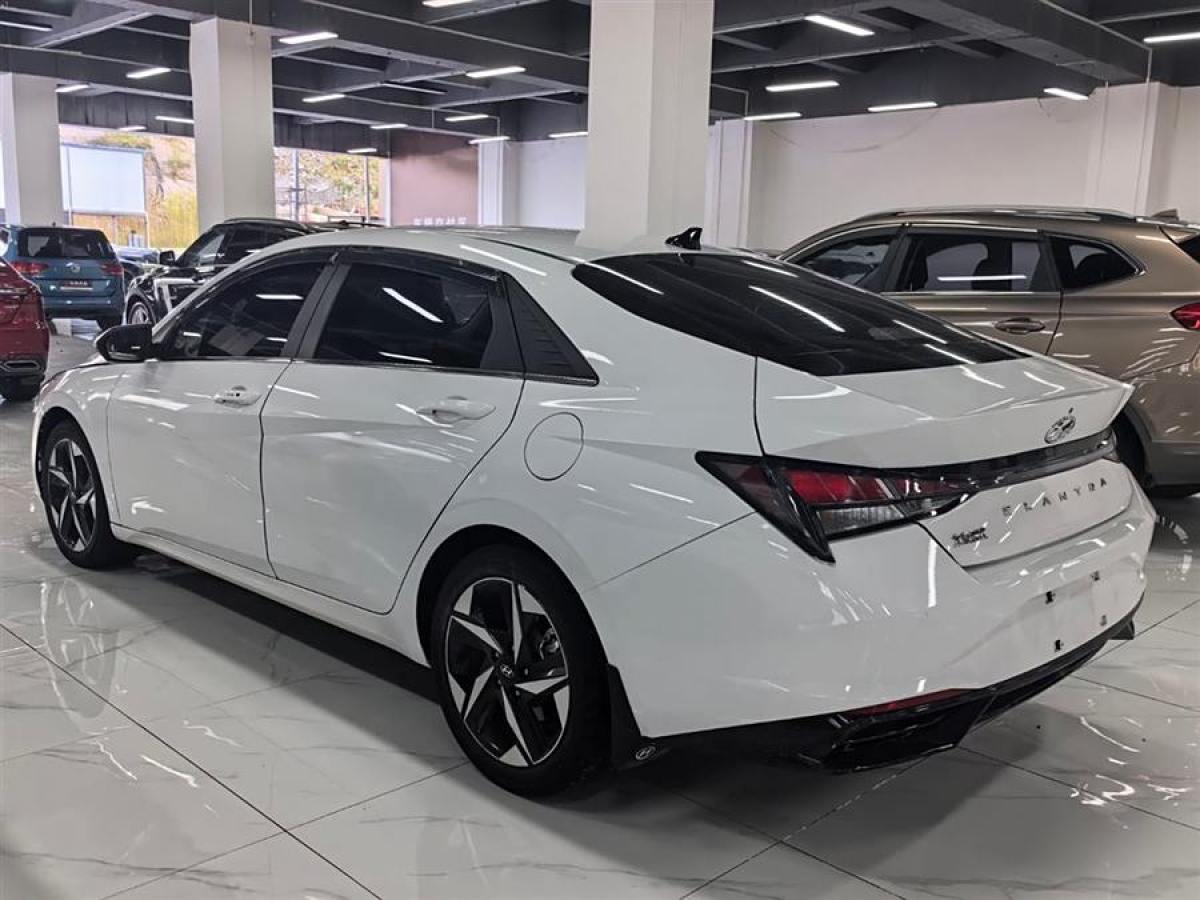 現(xiàn)代 伊蘭特  2022款 1.5L CVT GLS領(lǐng)先版圖片