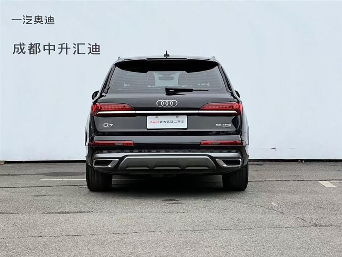 奧迪 奧迪Q7  2023款 55 TFSI quattro S line運(yùn)動(dòng)型圖片