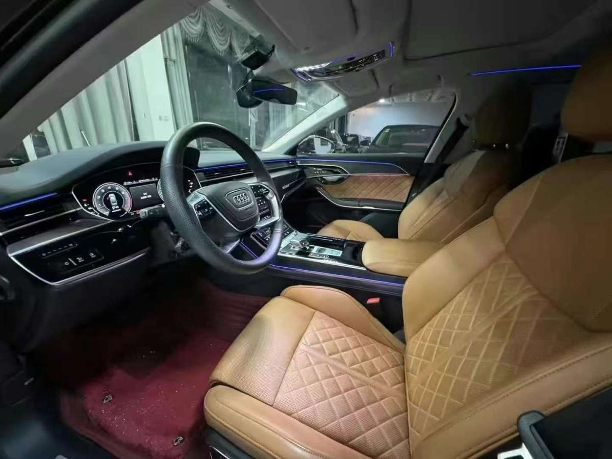 奧迪 奧迪A8  2022款 A8L Horch創(chuàng)始人版 經(jīng)典型圖片
