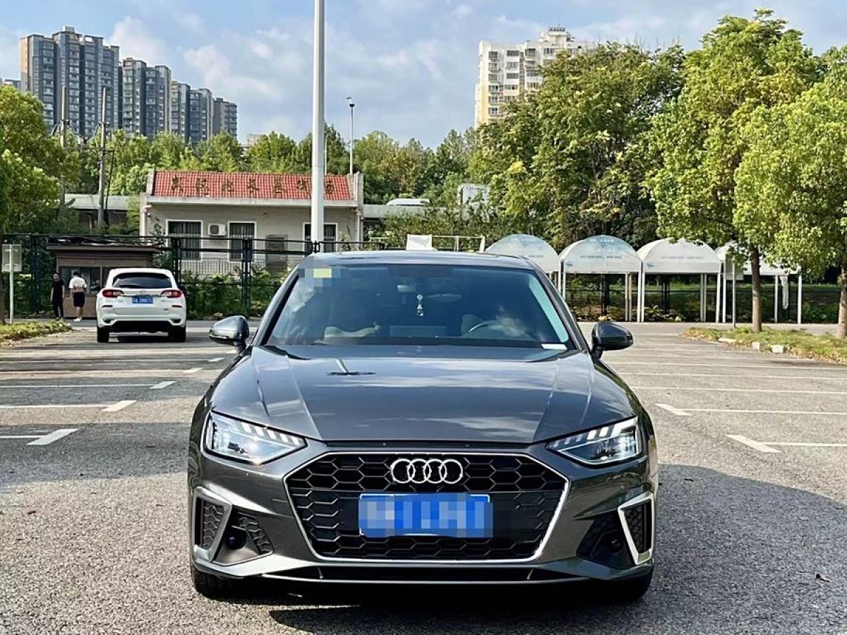 奧迪 奧迪A4L  2022款 40 TFSI 豪華動感型圖片