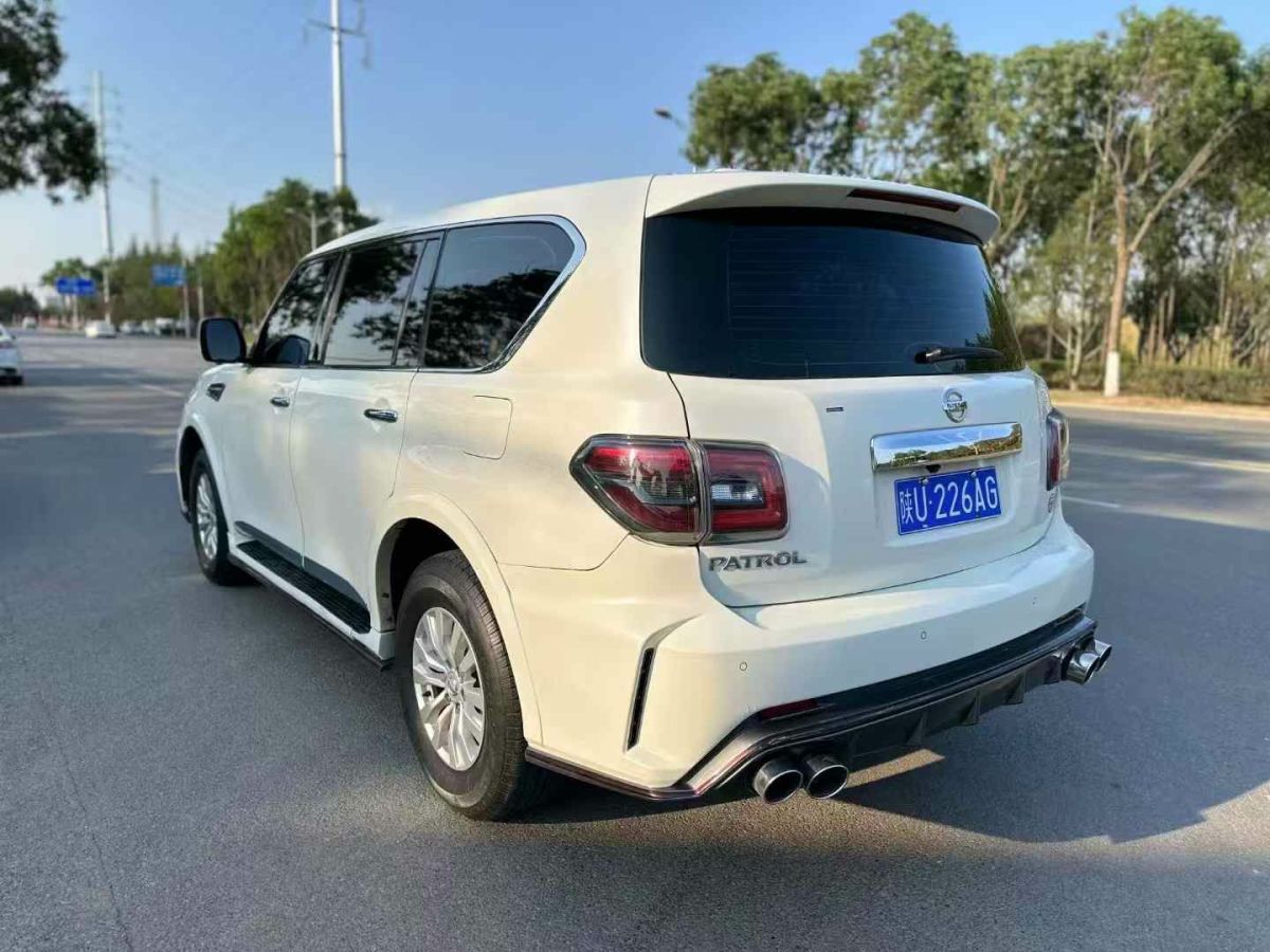 日產(chǎn) 途樂  2018款 4.0L 旗艦型圖片