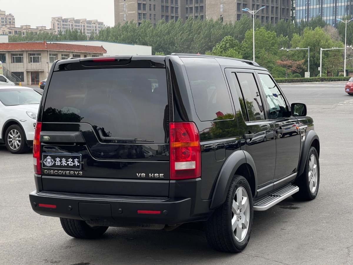 路虎 發(fā)現(xiàn)3 2005款 第三代發(fā)現(xiàn) 4.4 V8 HSE圖片