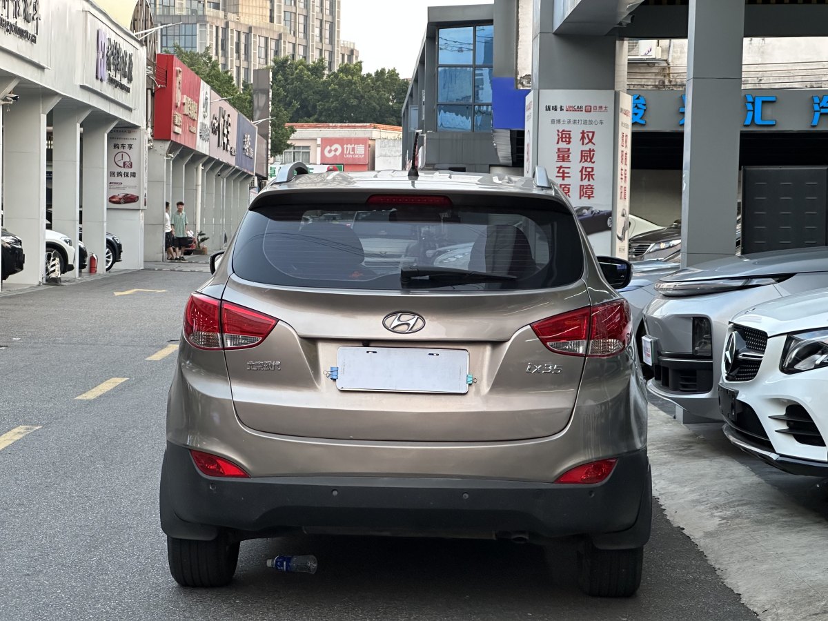 現(xiàn)代 ix35  2012款 2.0 GLS 兩驅(qū)精英型圖片