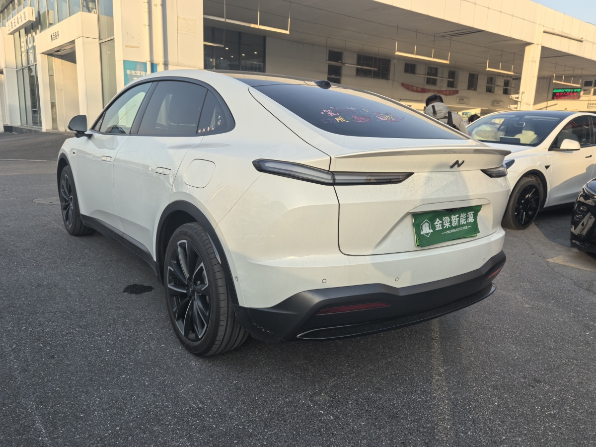 蔚來(lái) 樂(lè)道L60  2024款 60kwh 后驅(qū)版圖片