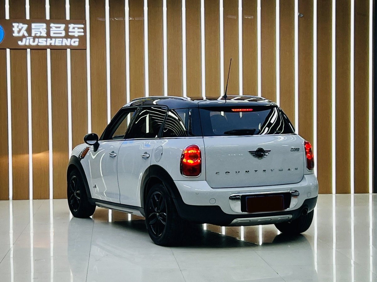 2015年10月MINI COUNTRYMAN  2014款 1.6T COOPER ALL4 Fun