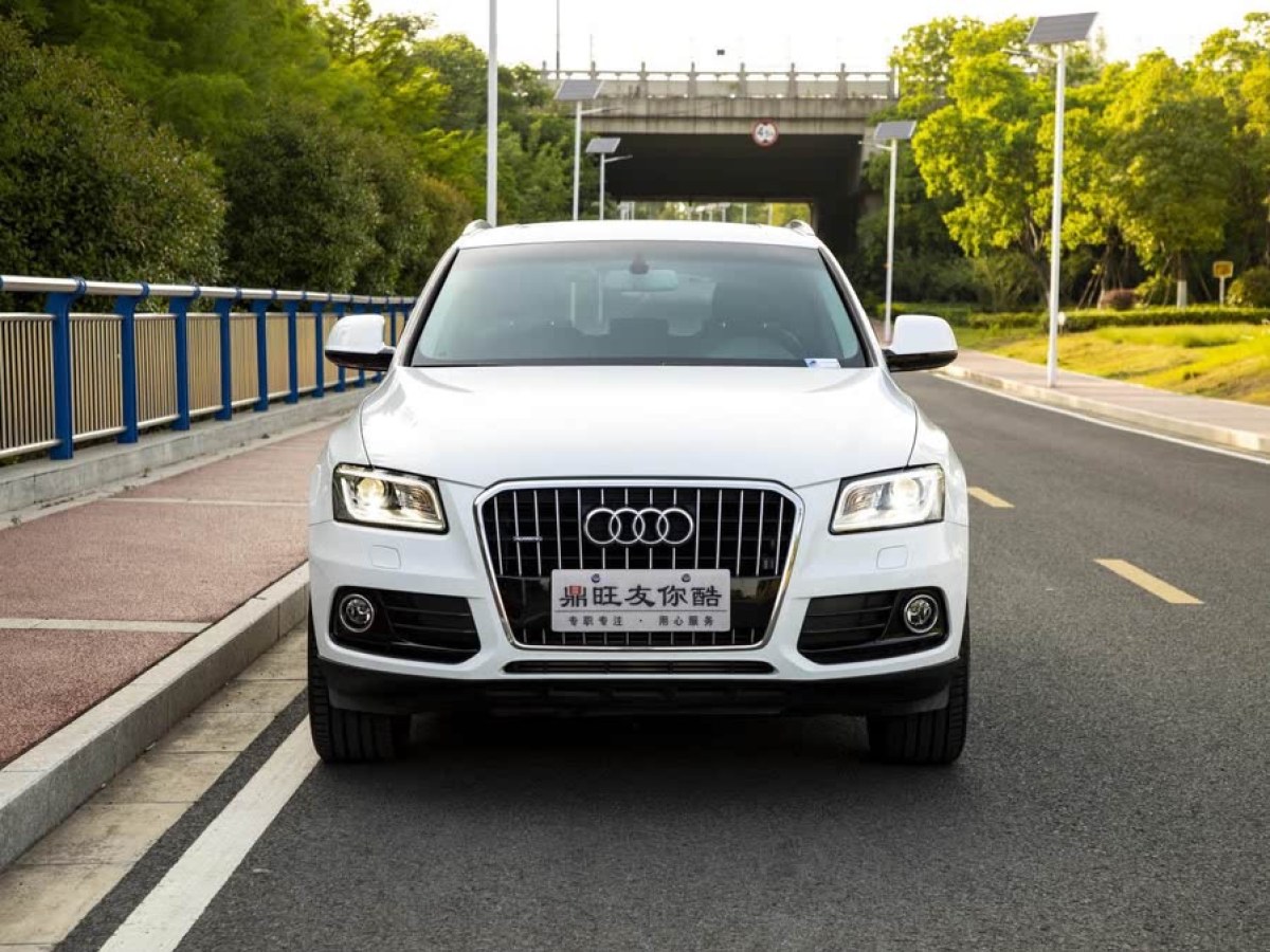 奧迪 奧迪Q5  2017款 40 TFSI 進(jìn)取型圖片