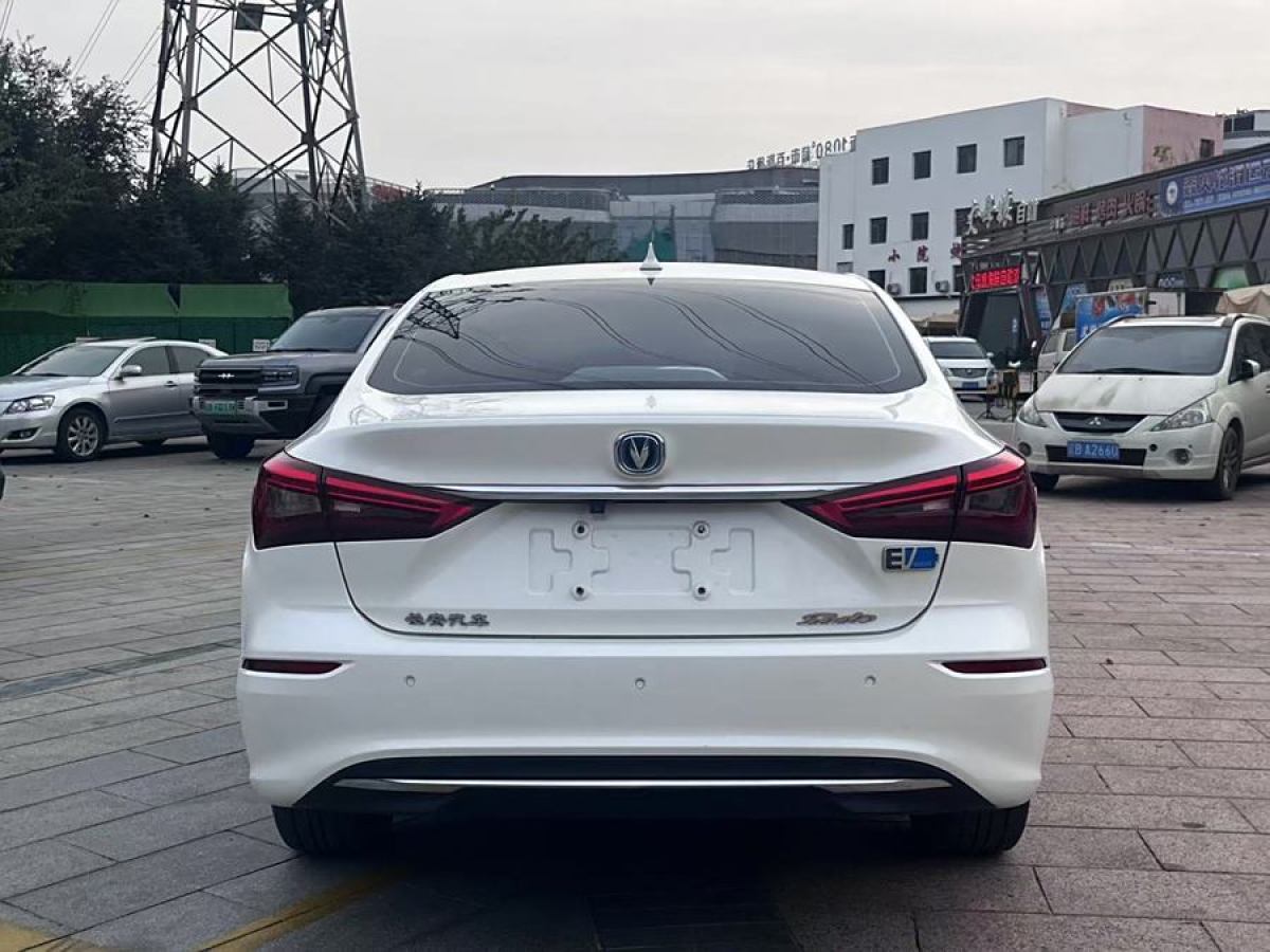 長(zhǎng)安 逸動(dòng)新能源  2019款 EV460 智領(lǐng)版圖片