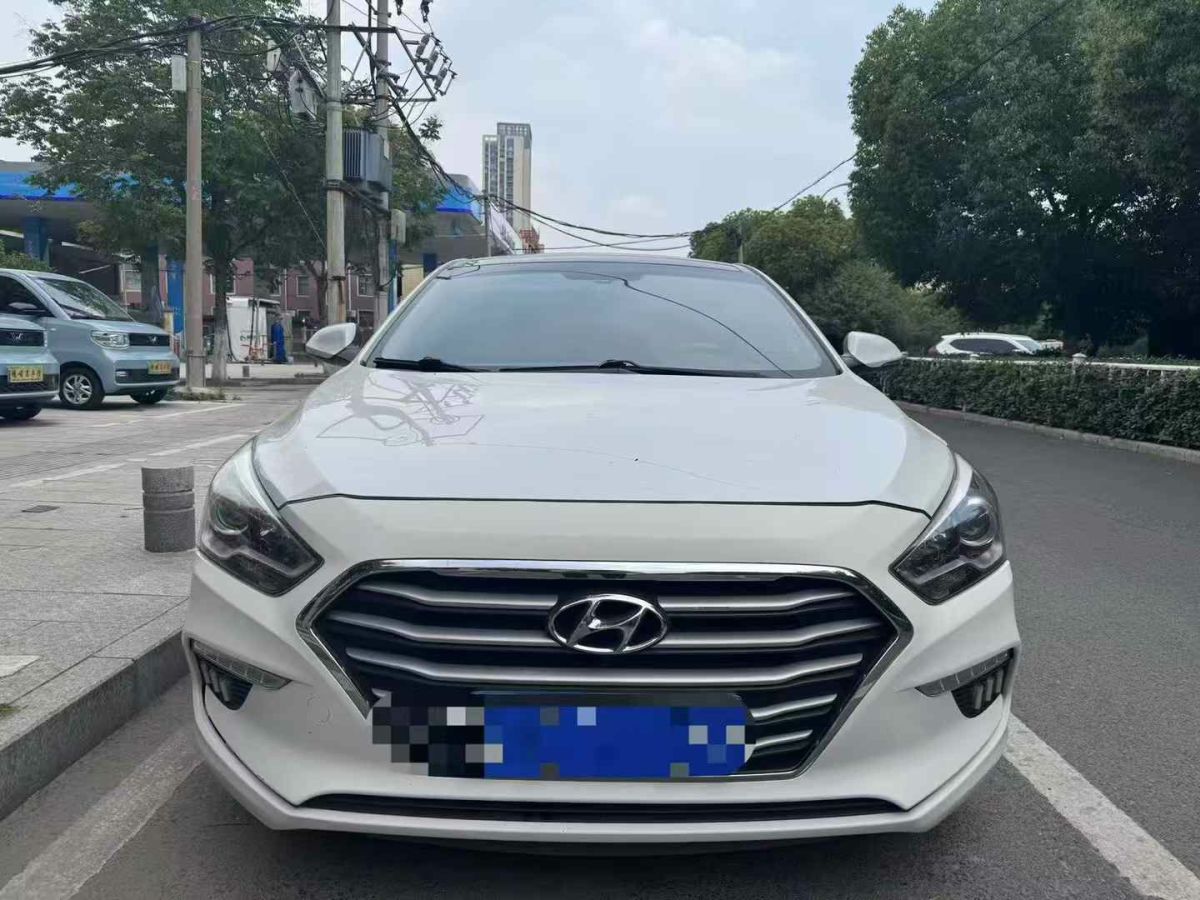現(xiàn)代 名圖  2017款 1.6T 自動旗艦型TOP圖片