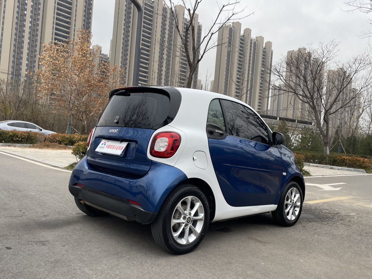 smart fortwo  2015款 1.0L 52千瓦硬頂靈動版圖片