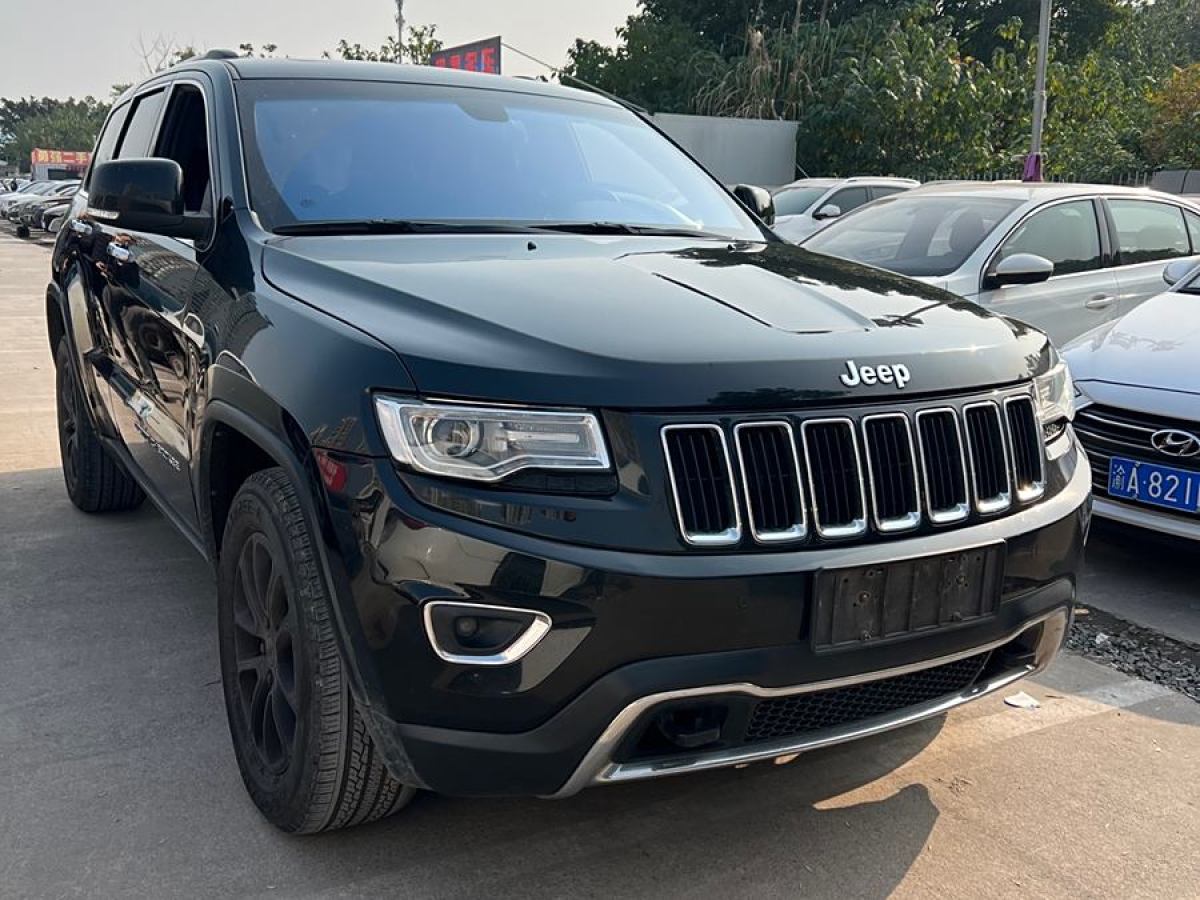 Jeep 大切諾基  2015款 3.0TD 柴油 舒享導(dǎo)航版圖片