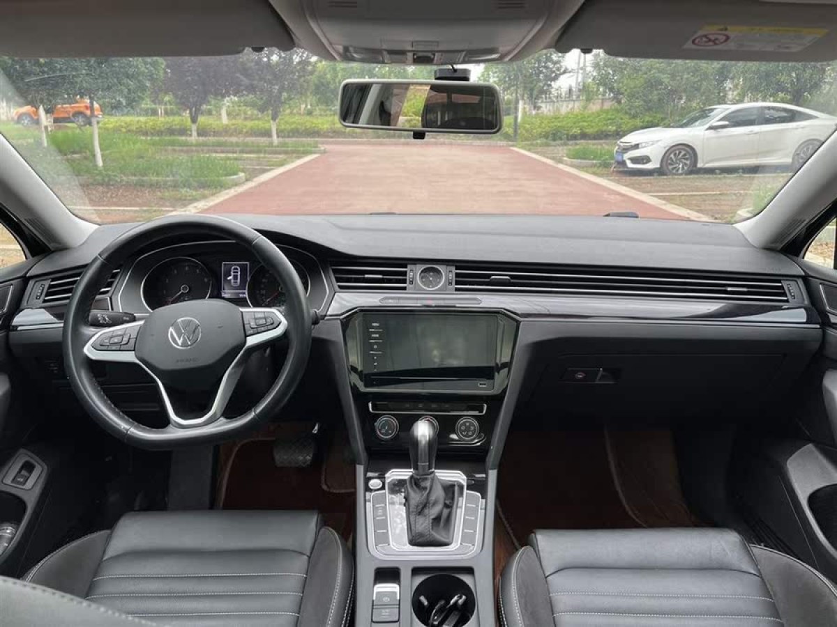 大眾 邁騰  2020款 280TSI DSG 領(lǐng)先型圖片