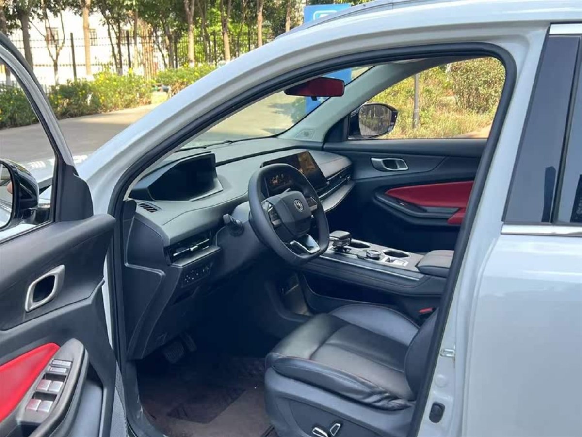 長安 CS55 PLUS  2022款 藍鯨版 1.5T DCT尊貴型圖片