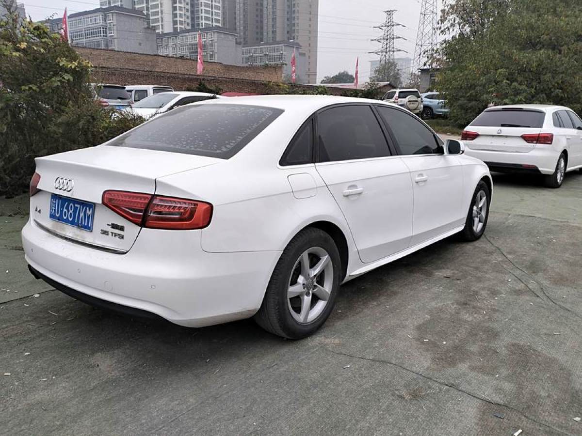 奧迪 奧迪A4L  2013款 35 TFSI 自動標(biāo)準(zhǔn)型圖片