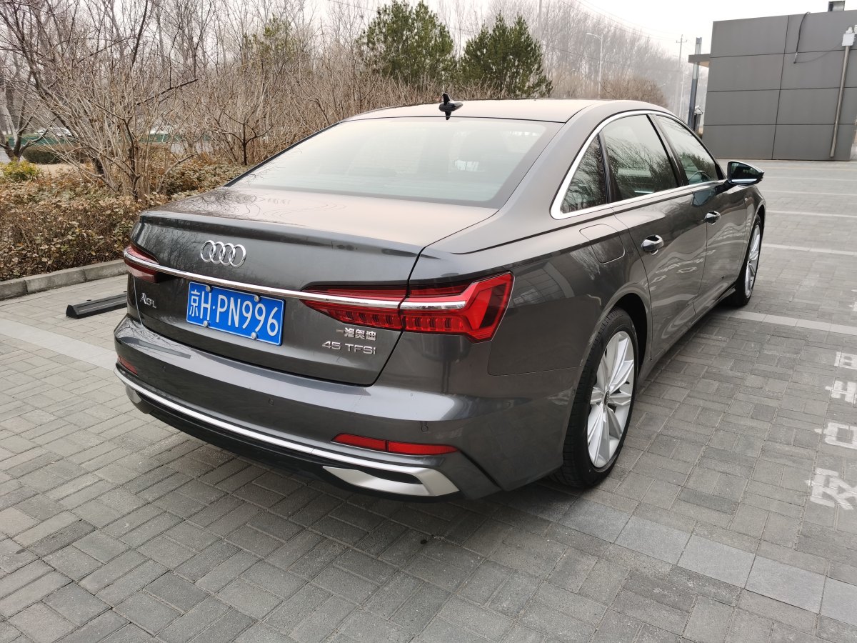 奧迪 奧迪A6L  2024款 45 TFSI 臻選動感型圖片