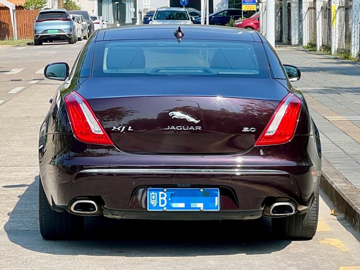 捷豹 XJ  2014款 XJL 3.0 SC 兩驅(qū)尊享商務版圖片