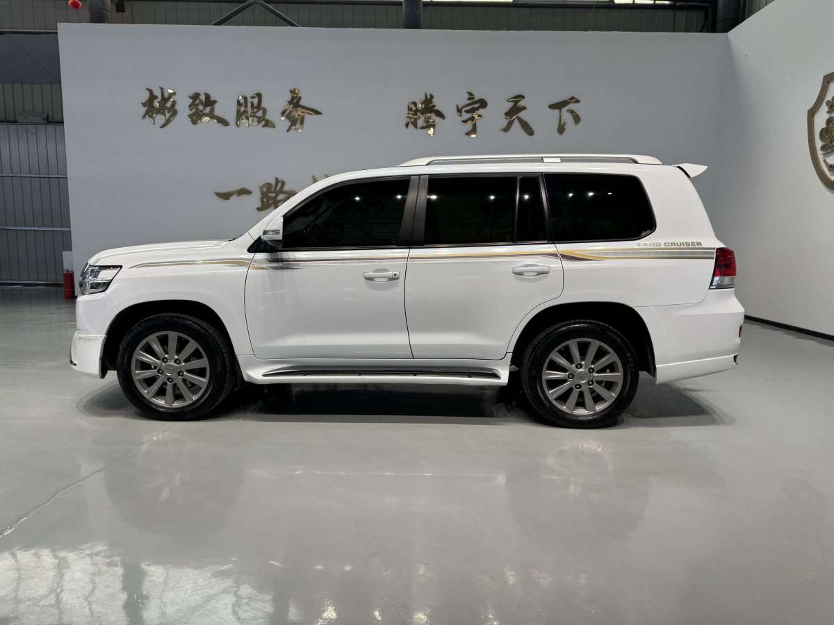 豐田 蘭德酷路澤  2016款 4.6L 自動(dòng)VX圖片