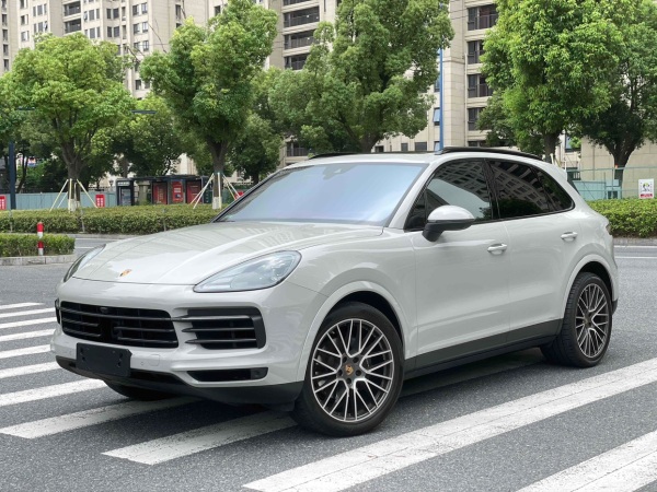 保时捷 Cayenne  2023款 Cayenne 3.0T 铂金版