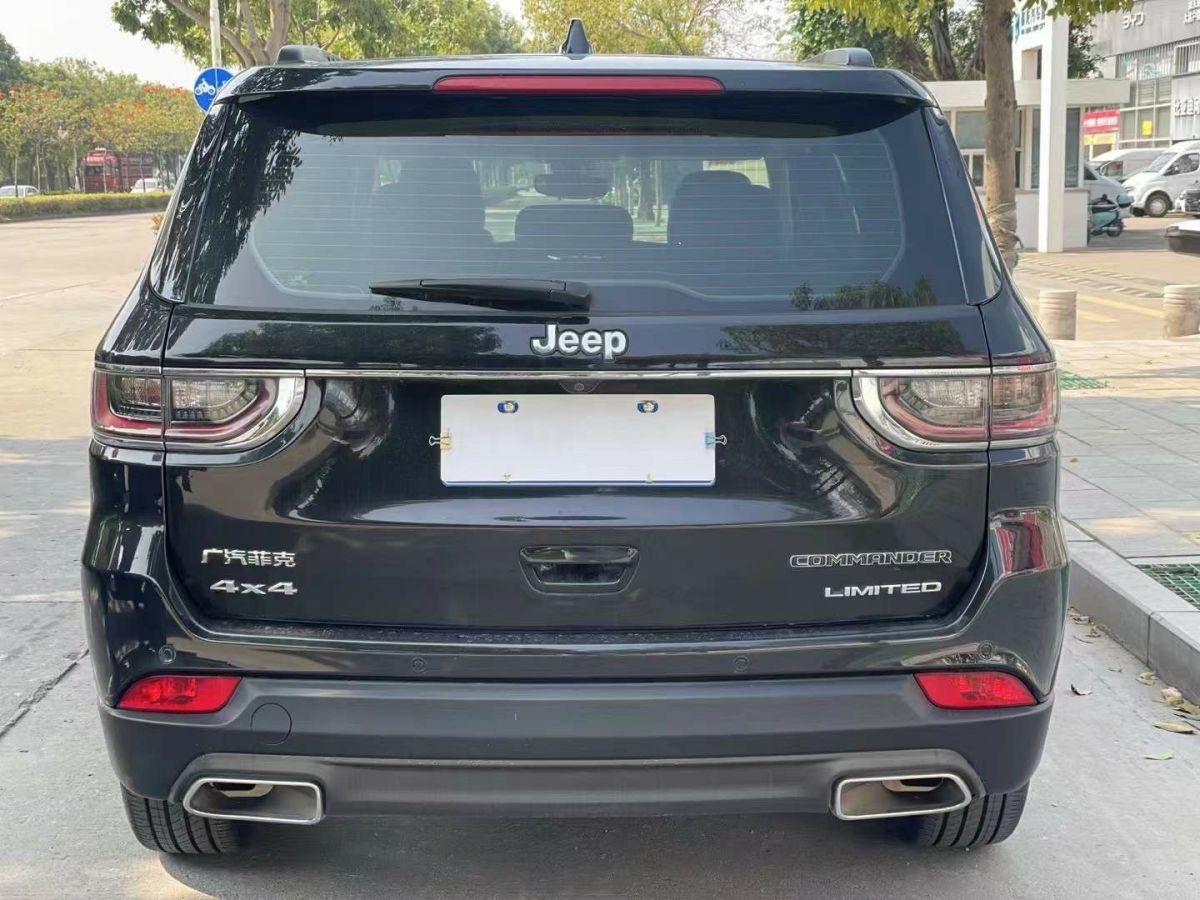 Jeep 指揮官 圖片