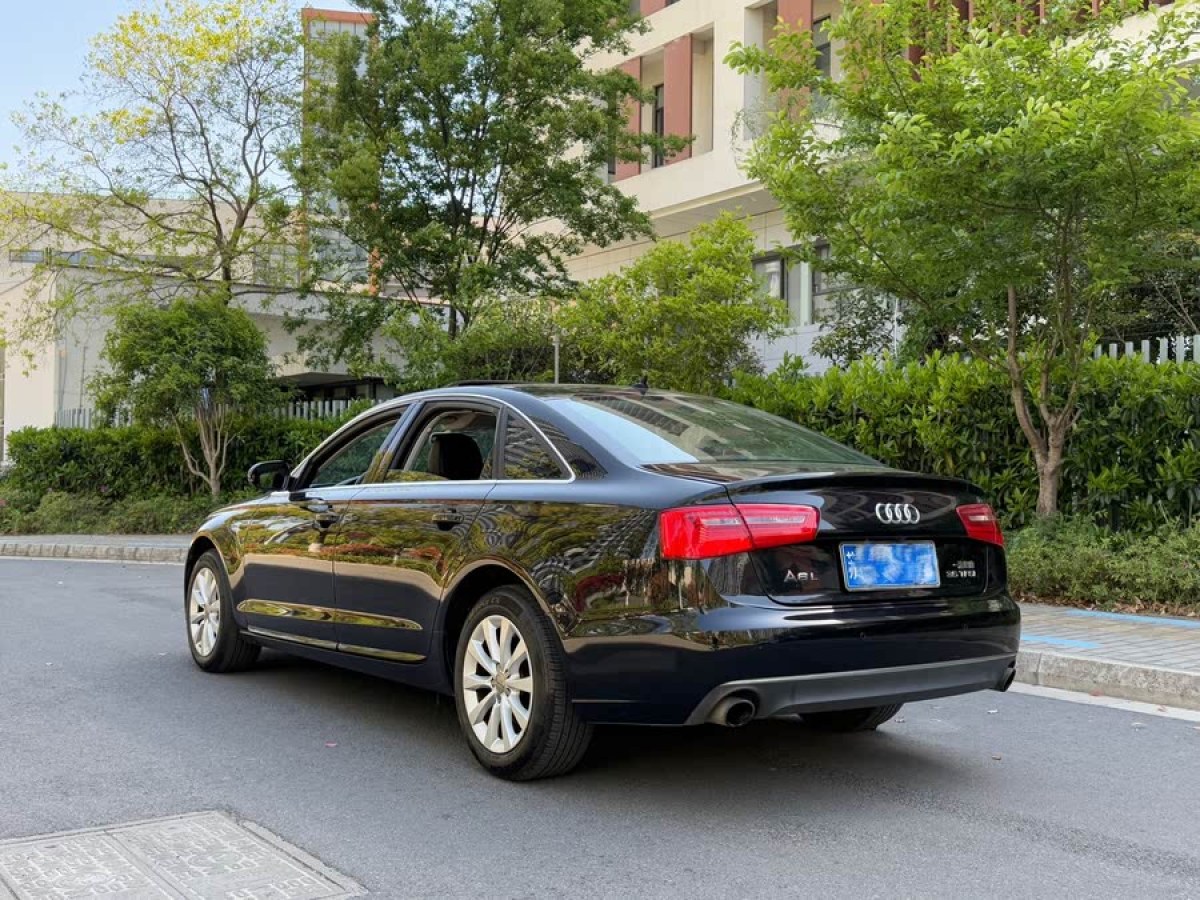 奧迪 奧迪A6L  2014款 TFSI 標(biāo)準(zhǔn)型圖片