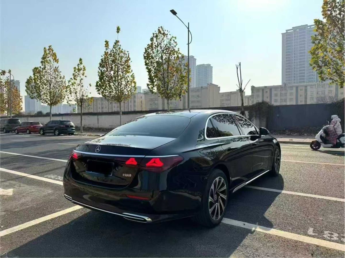 奔馳 奔馳E級  2024款 E 300 L 豪華型圖片