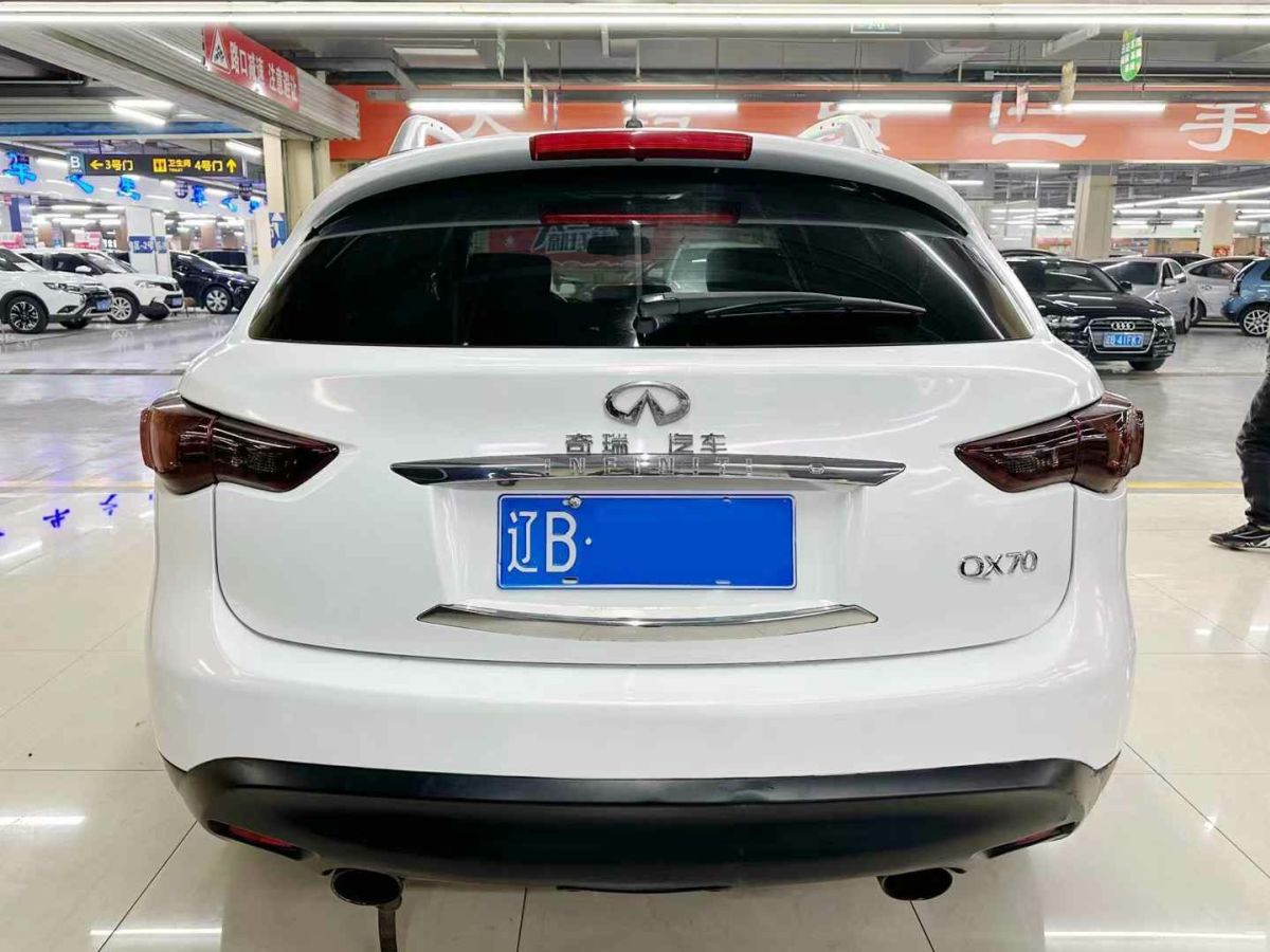 英菲尼迪 QX70 圖片