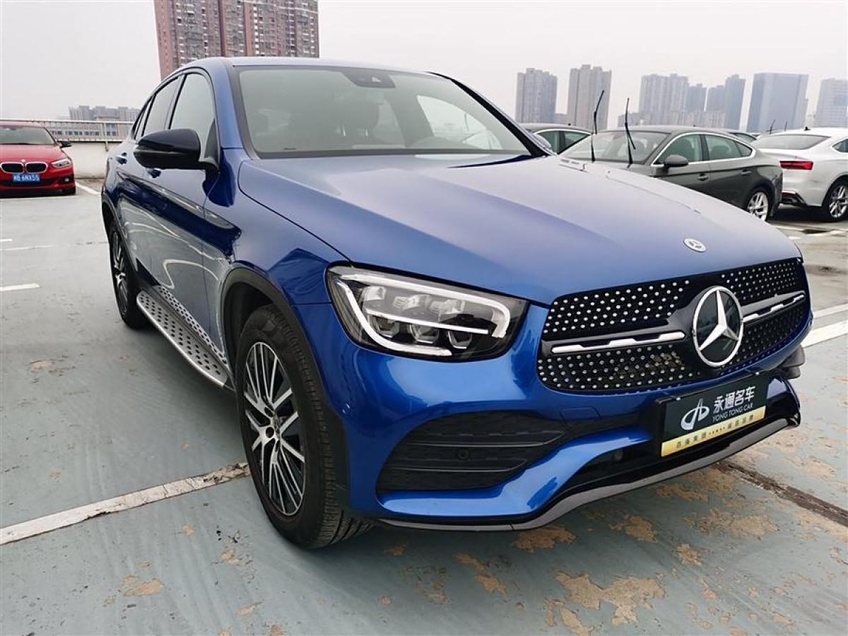 奔馳 奔馳GLC  2022款 改款 GLC 300 4MATIC 轎跑SUV圖片