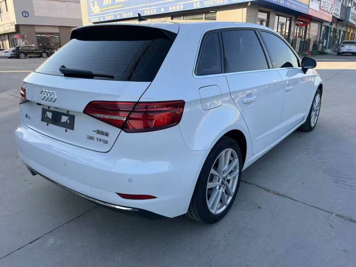 奧迪 奧迪A3  2019款 A3 35TFSI Limousine時(shí)尚型圖片