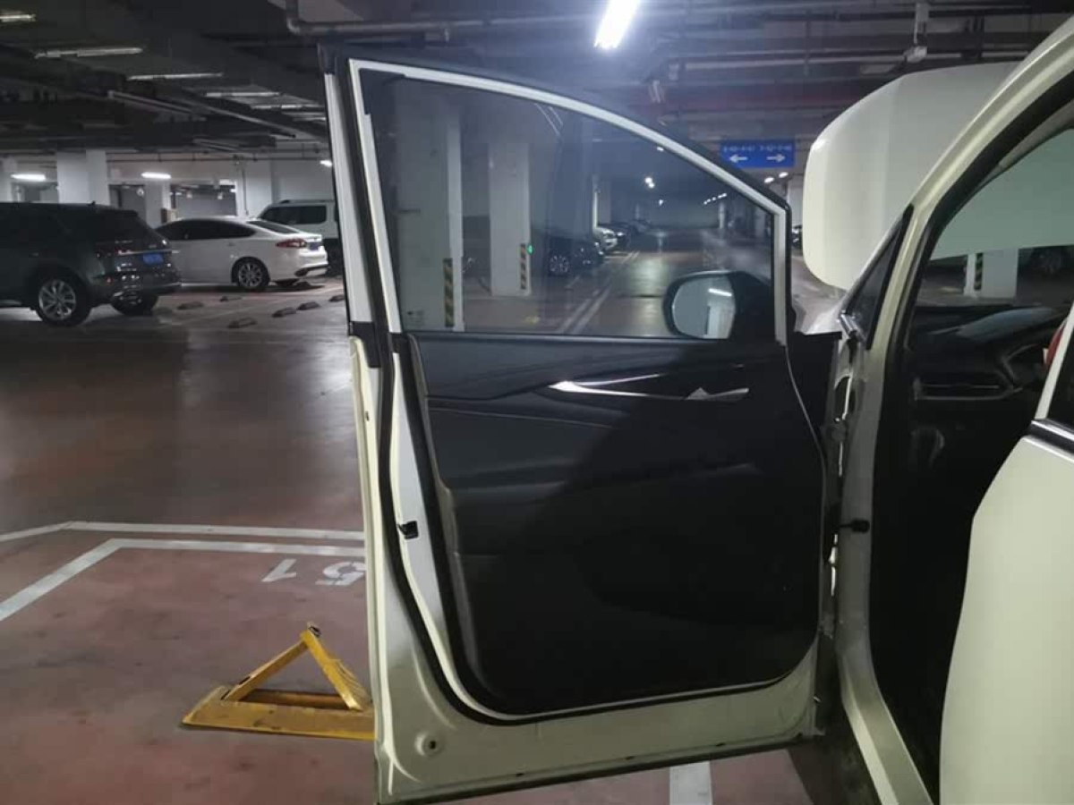 上汽大通 G50  2019款  1.5T 自動(dòng)豪華版 國(guó)VI圖片