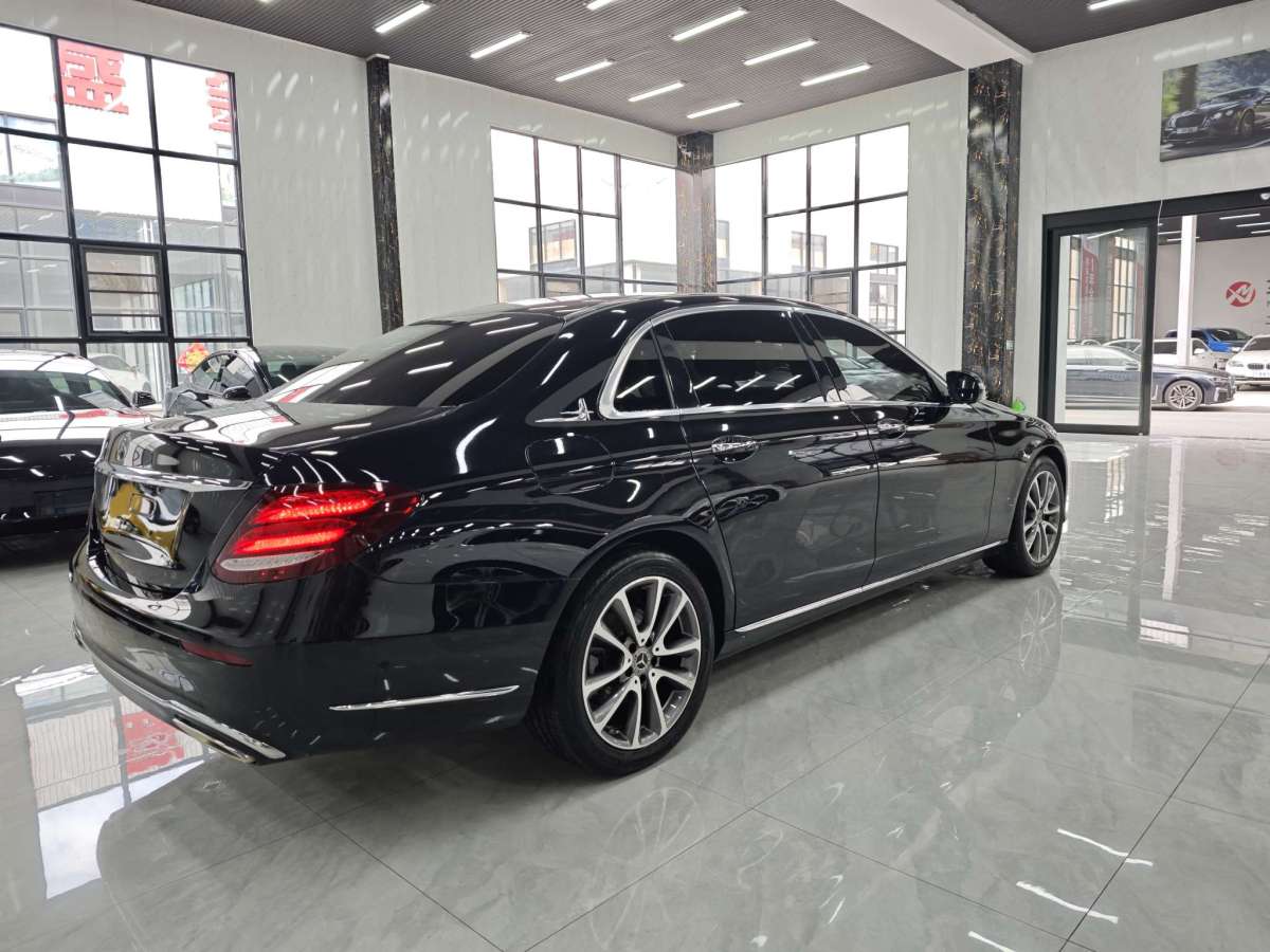 奔馳 奔馳E級(jí)  2019款 E 300 L 時(shí)尚型圖片