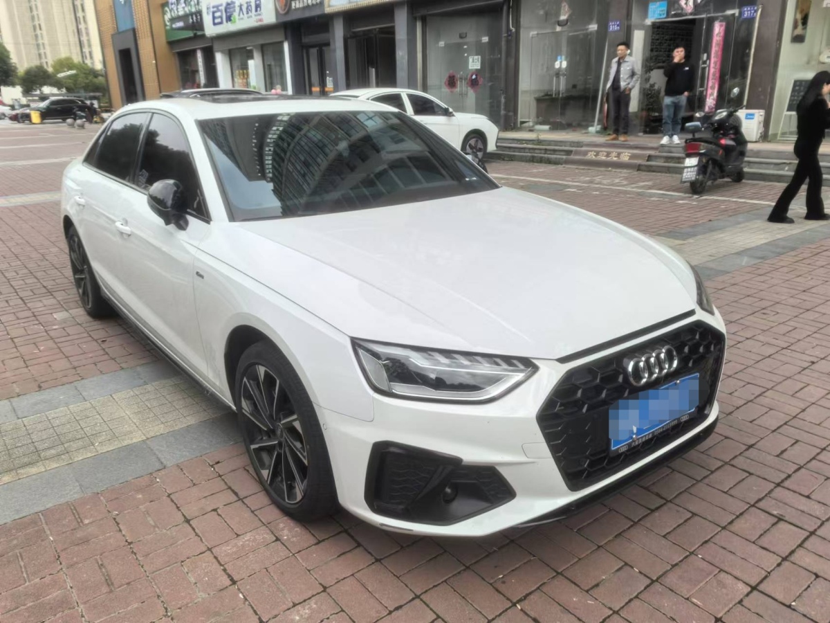 奧迪 奧迪A4L  2022款 40 TFSI 豪華動感型圖片